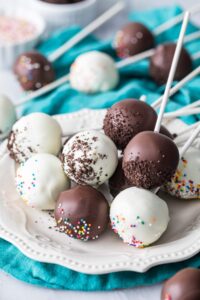 Chocolate Cake Pops 1 of 5