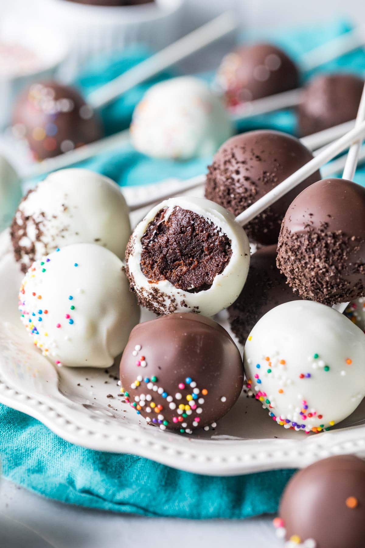 Chocolate Cake Pops 3 of 5