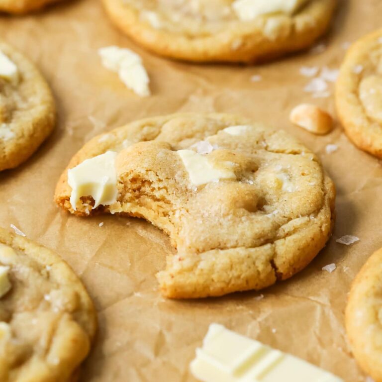 Biscuits au chocolat blanc et aux noix de macadamia