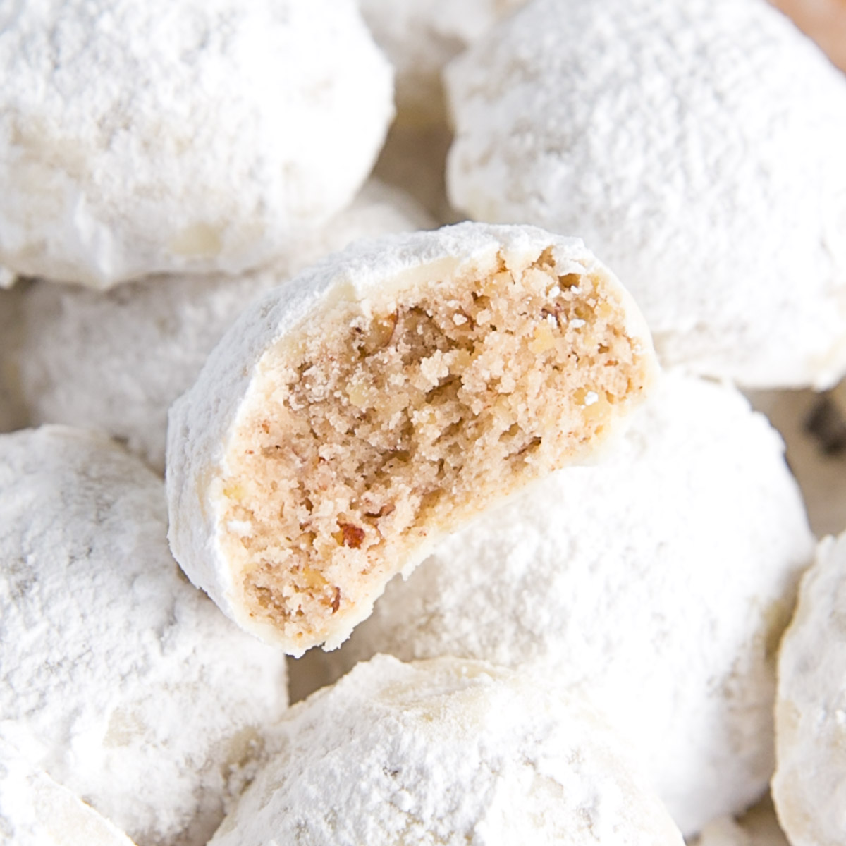 mexican wedding cookies thumb